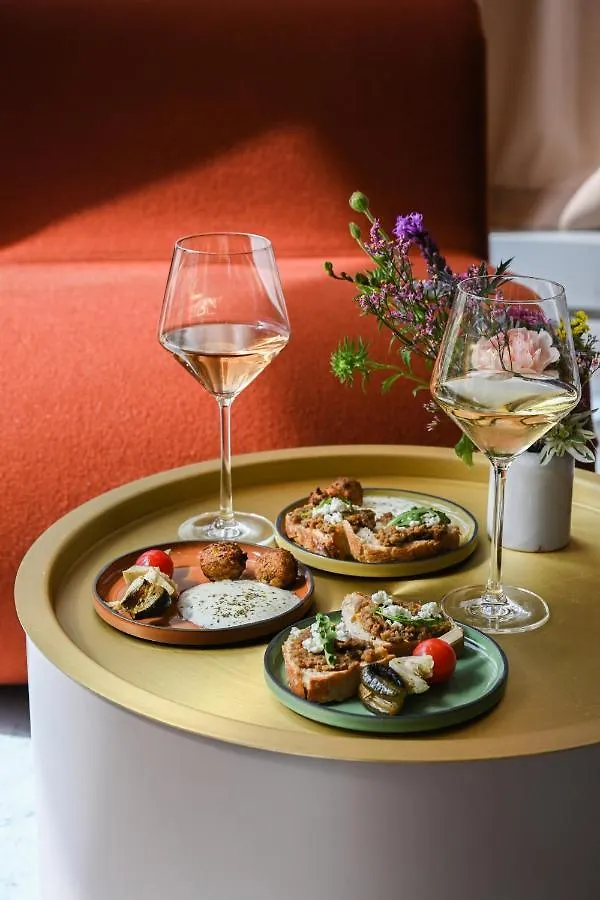 Hotel Okko Porte De Versailles 4*