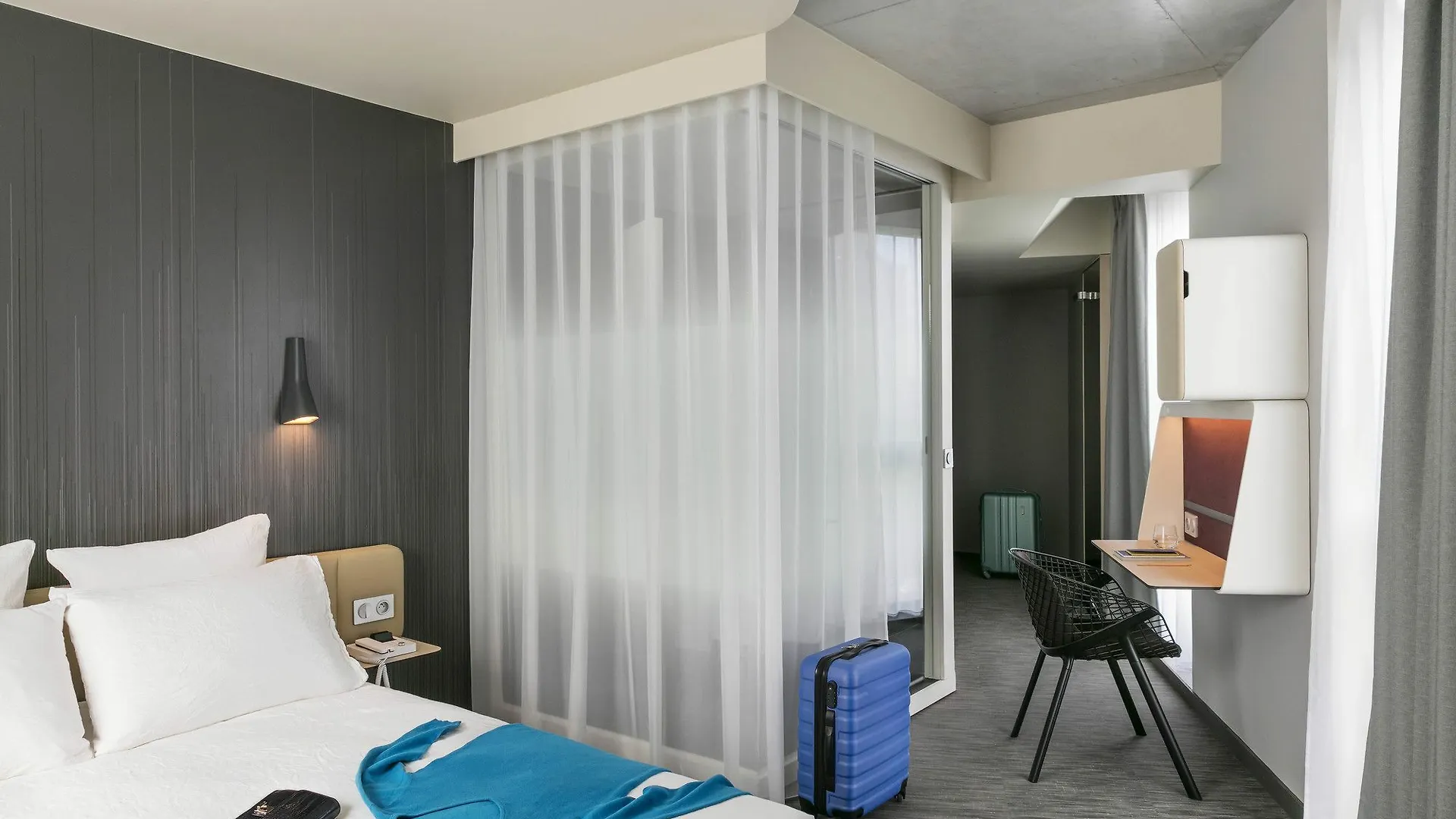 Okko Porte De Versailles 4* Paris